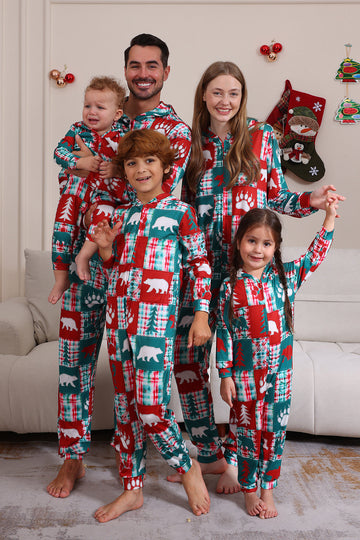 Conjunto de pijama familiar con capucha navideña con bloques de color rojo y verde